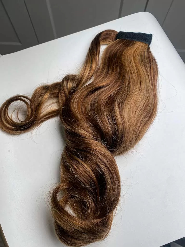 Extension de fausse queue de cheval ondulée –